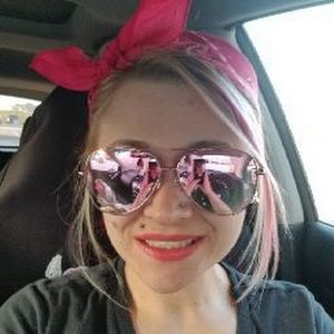 Meet your Posher, Lacey